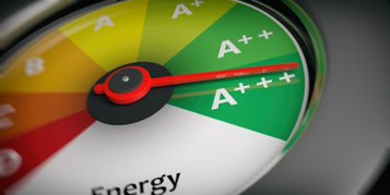 Energy efficiency illustrated on a car speedometer, pointing to A+++.