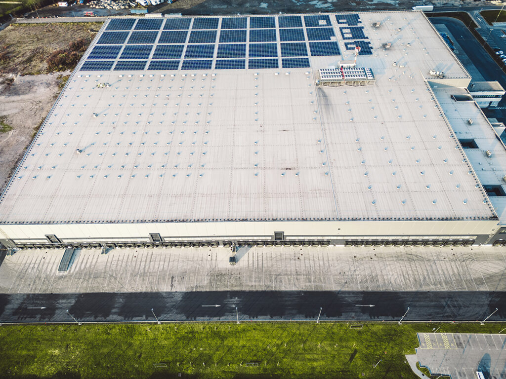 An overhead view of a commercial building.